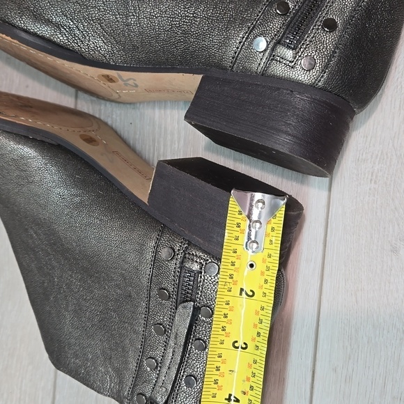 Vince Camuto Women Catile Leather Ankle Heels Boots shoes sz 10M - Picture 8 of 12